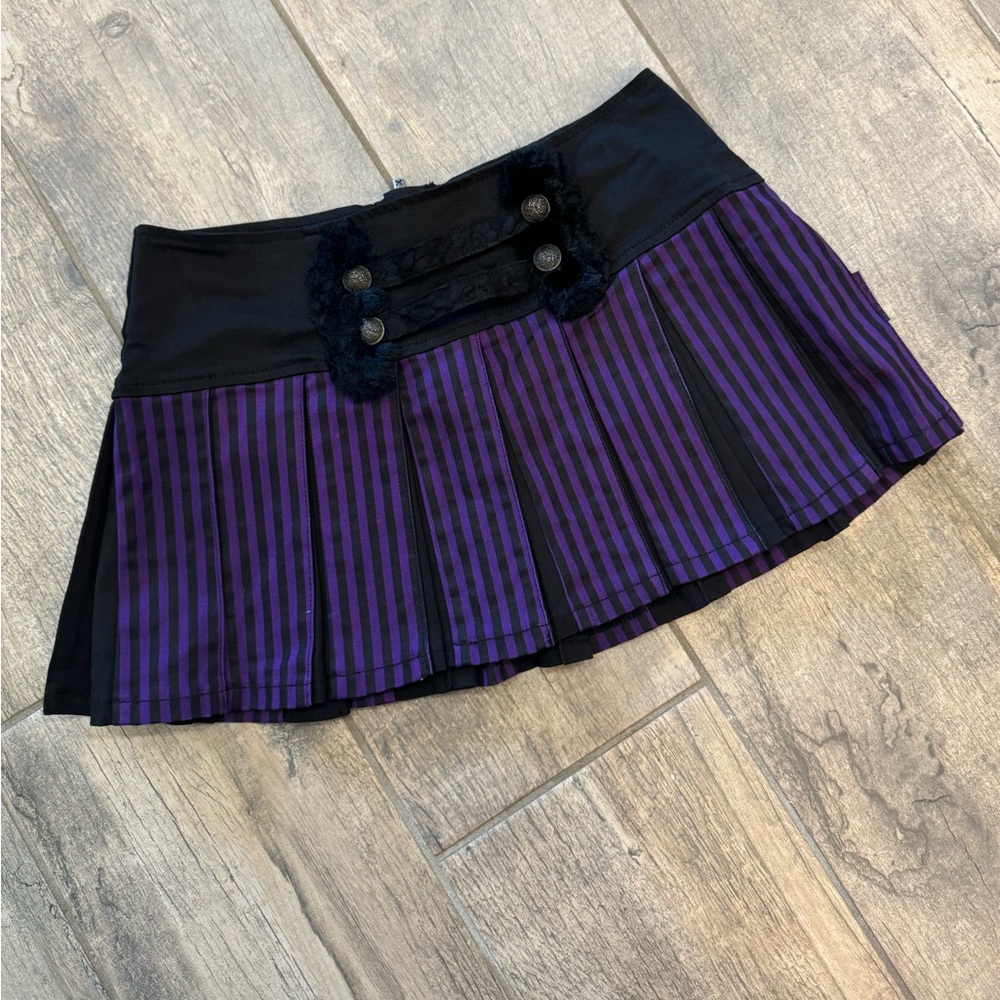 Tripp nyc pleated Y2K style purple and black skirt - Picture 4 of 13